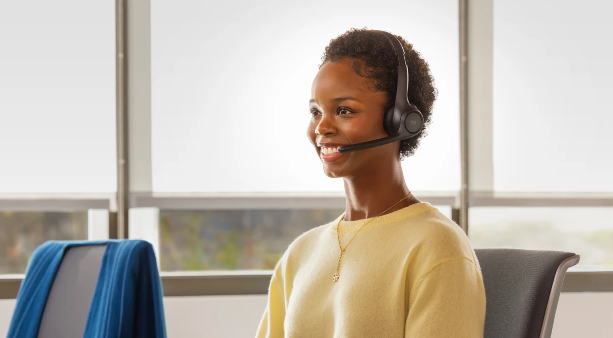 Logitech Zone 305 Wireless Bluetooth Headset (Microsoft Teams Certified) 1 55236067839bad28